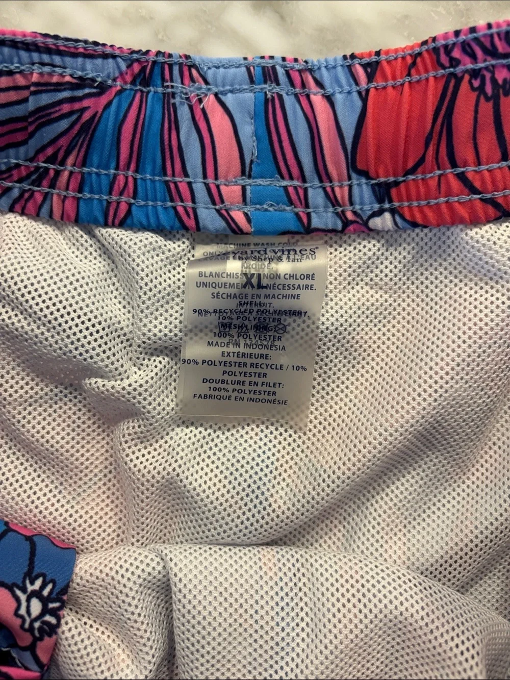 Boys Vineyard Vines Floral Swim Trunks in Blue and Pink, size XL